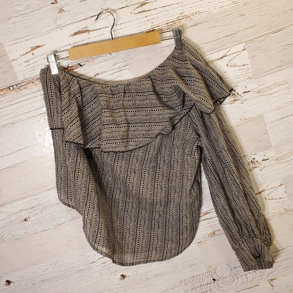 NWT By Together Collection long sleeve top